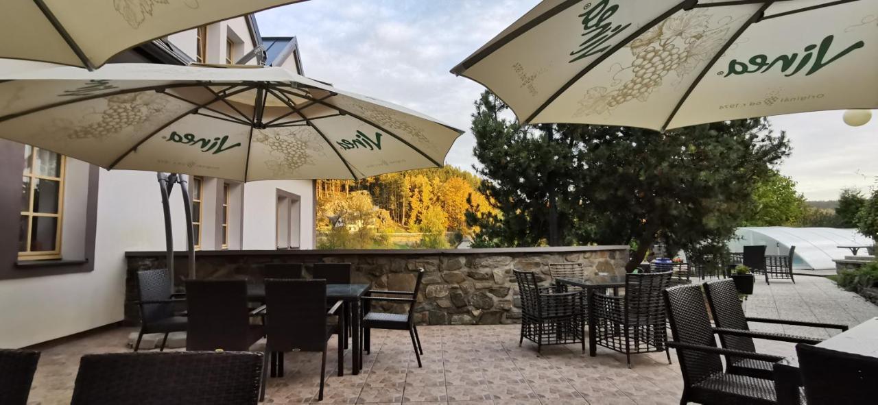 Hotel Zlaty Potok Nicov  Esterno foto