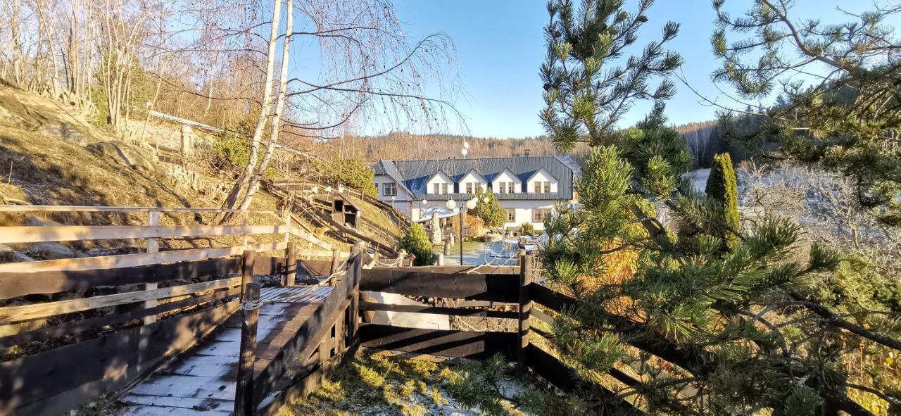 Hotel Zlaty Potok Nicov  Esterno foto