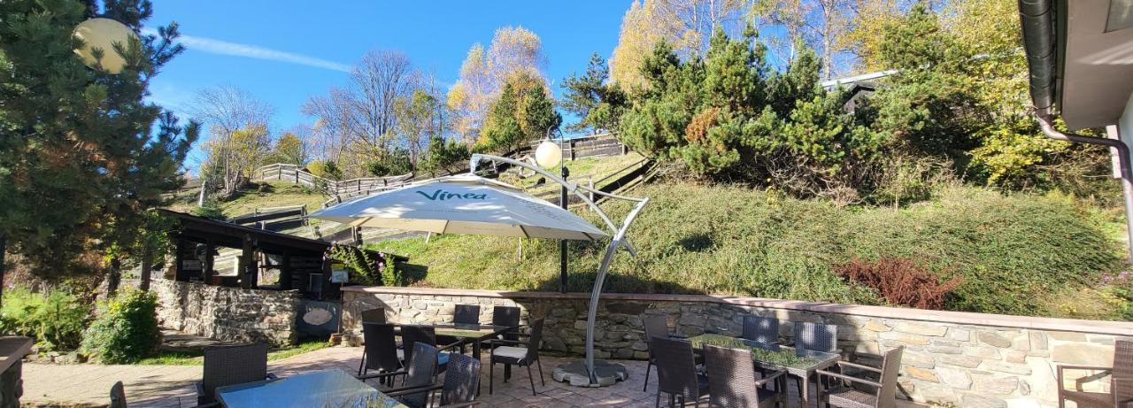 Hotel Zlaty Potok Nicov  Esterno foto