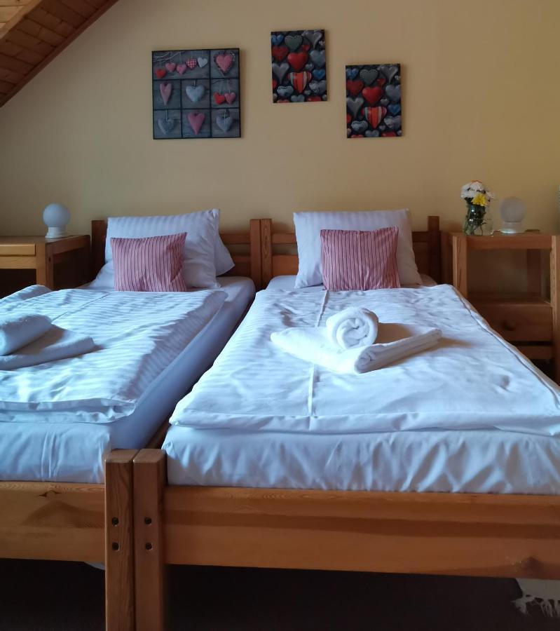 Hotel Zlaty Potok Nicov  Esterno foto